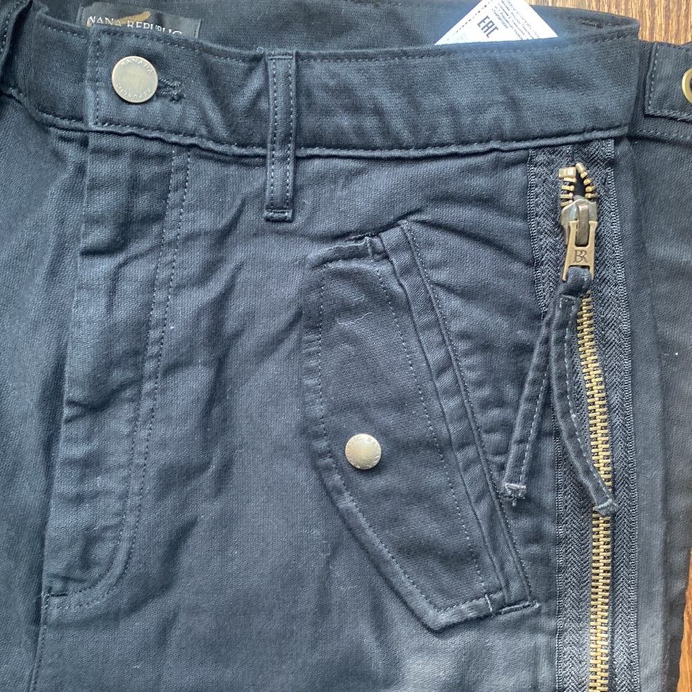 Banana Republic Aviator Pant in black Utilitarian 6 Petite 6P Zip Side NWT #5797 - Picture 6 of 10